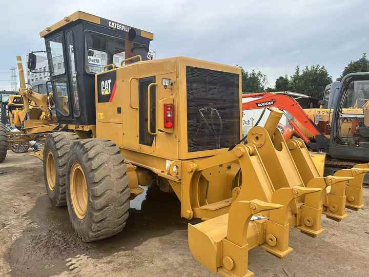 Used Caterpillar CAT 140k Land Road Motor Grader CAT140k Used Grader Cheap Price for Sale - ممهدة: صورة 3 Used Caterpillar CAT 140k Land Road Motor Grader CAT140k Used Grader Cheap Price for Sale - ممهدة: صورة 3
