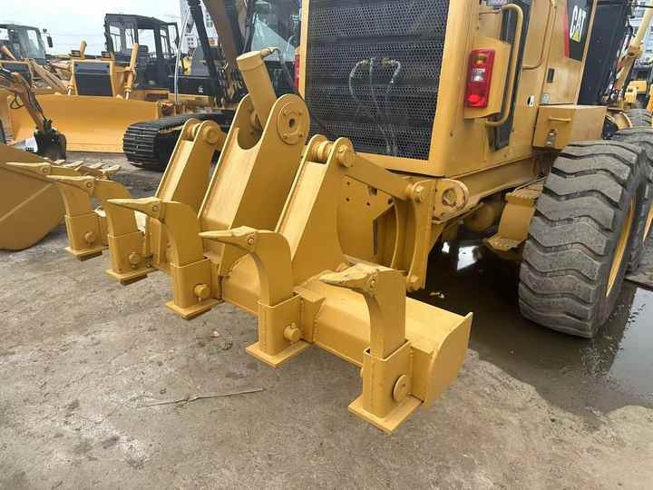 Used Caterpillar CAT 140k Land Road Motor Grader CAT140k Used Grader Cheap Price for Sale - ممهدة: صورة 2 Used Caterpillar CAT 140k Land Road Motor Grader CAT140k Used Grader Cheap Price for Sale - ممهدة: صورة 2