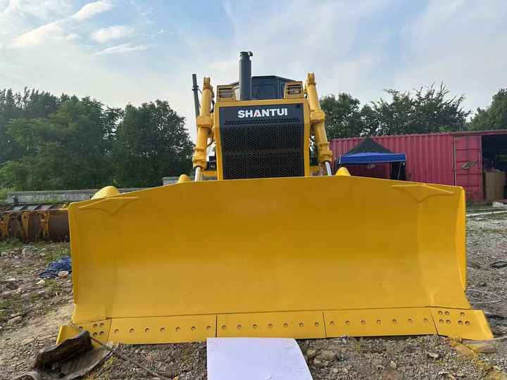 Used China Brand Shantui Sd32 Bulldozer in Stock High Quality Shantui Sd16 22 32 Bulldozer for Sale - جرافة: صورة 4 Used China Brand Shantui Sd32 Bulldozer in Stock High Quality Shantui Sd16 22 32 Bulldozer for Sale - جرافة: صورة 4