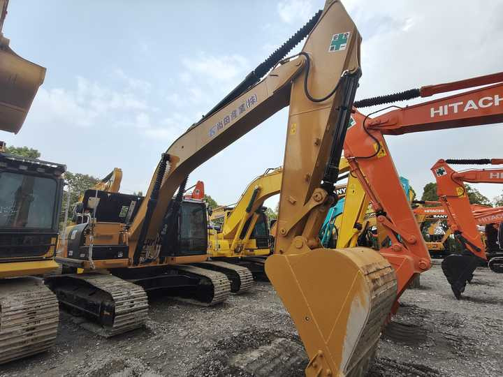 Used Digger CAT 329D2 Construction Machinery Construction Digger Used CAT 329D2 Cheap Excavator - حفار زحاف: صورة 2 Used Digger CAT 329D2 Construction Machinery Construction Digger Used CAT 329D2 Cheap Excavator - حفار زحاف: صورة 2