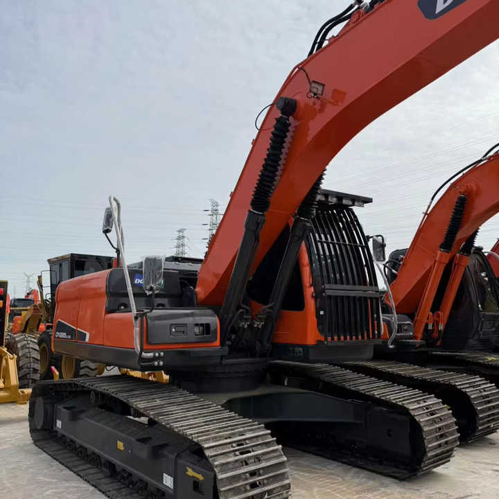 Used Digger Doosan DX225LC-9T Construction Machinery Construction Digger Used Doosan DX225LC-9T Cheap Excavator - حفار زحاف: صورة 1 Used Digger Doosan DX225LC-9T Construction Machinery Construction Digger Used Doosan DX225LC-9T Cheap Excavator - حفار زحاف: صورة 1