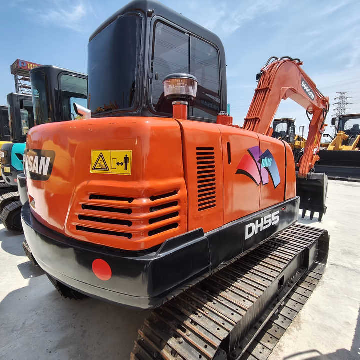 Used Digger Doosan Dh55 Construction Machinery Construction Digger Used Doosan Dh55 Cheap Excavator - حفار زحاف: صورة 1 Used Digger Doosan Dh55 Construction Machinery Construction Digger Used Doosan Dh55 Cheap Excavator - حفار زحاف: صورة 1