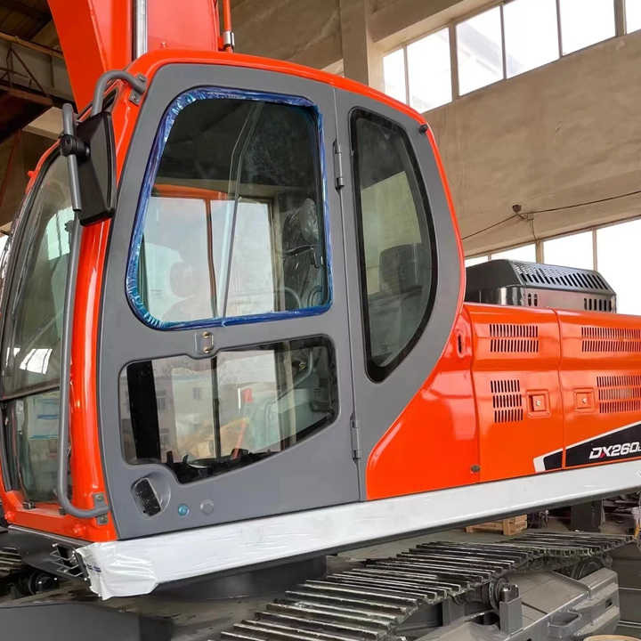 Used Excavator Doosan DX260LC-9 Excavators Mini Equipment Earth Moving Machinery Doosan Digger Excavator for Sale - حفارة: صورة 1 Used Excavator Doosan DX260LC-9 Excavators Mini Equipment Earth Moving Machinery Doosan Digger Excavator for Sale - حفارة: صورة 1