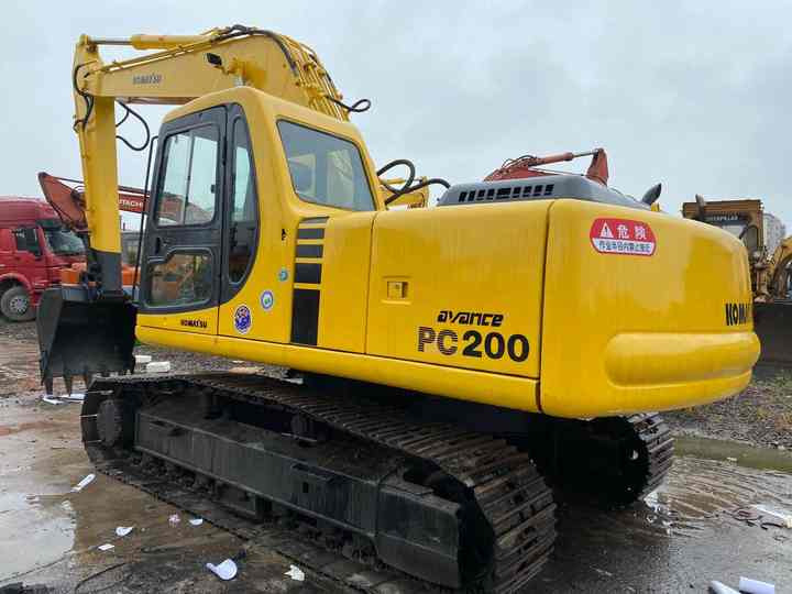 Used Good Quality Japan Original PC200-6 in Good Condition PC200-6 Komatsu - حفار زحاف: صورة 2 Used Good Quality Japan Original PC200-6 in Good Condition PC200-6 Komatsu - حفار زحاف: صورة 2