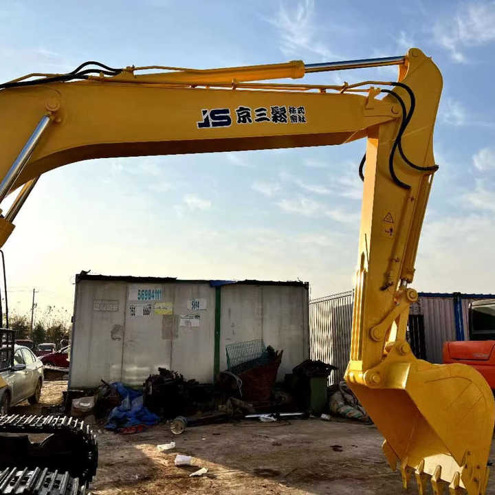 Used Good Quality Japan Original PC200-7 in Good Condition PC200-7 Komatsu - حفار زحاف: صورة 1 Used Good Quality Japan Original PC200-7 in Good Condition PC200-7 Komatsu - حفار زحاف: صورة 1