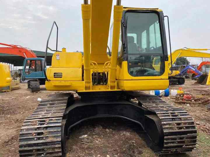 Used Good Quality Japan Original PC200-7 in Good Condition PC200-7 Komatsu - حفار زحاف: صورة 4 Used Good Quality Japan Original PC200-7 in Good Condition PC200-7 Komatsu - حفار زحاف: صورة 4