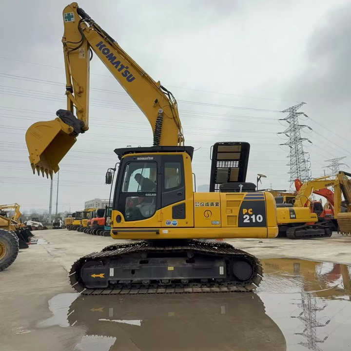 Used Good Quality Japan Original PC210-8 in Good Condition PC210-8 Komatsu - حفار زحاف: صورة 1 Used Good Quality Japan Original PC210-8 in Good Condition PC210-8 Komatsu - حفار زحاف: صورة 1