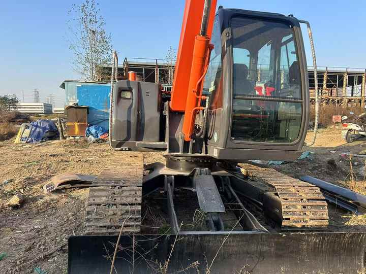 Used HITACHI ZX70 Model Mini Excavator Second Hand Machine Popular Brand Japan Hitachi Hydraulic Machinery - حفارة: صورة 4 Used HITACHI ZX70 Model Mini Excavator Second Hand Machine Popular Brand Japan Hitachi Hydraulic Machinery - حفارة: صورة 4