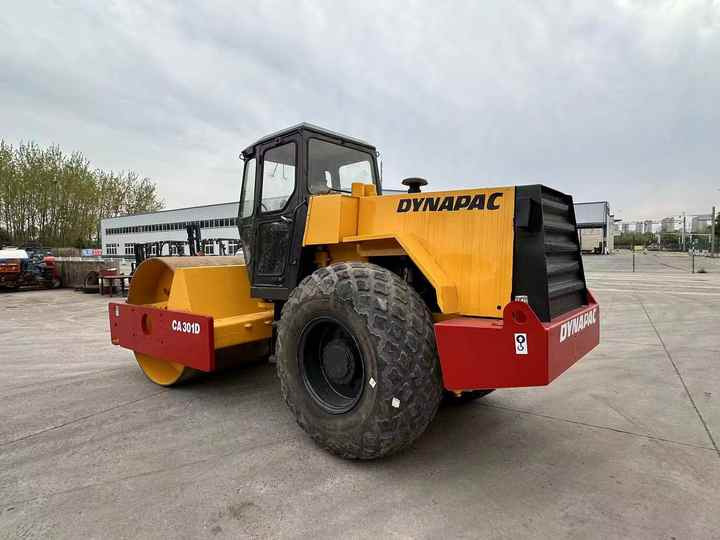 Used Heavy Construction Equipment Dynapac Ca301d Second Hand Road Rollers Used Machine Hot Sale - مدحلة اسفلت: صورة 4 Used Heavy Construction Equipment Dynapac Ca301d Second Hand Road Rollers Used Machine Hot Sale - مدحلة اسفلت: صورة 4