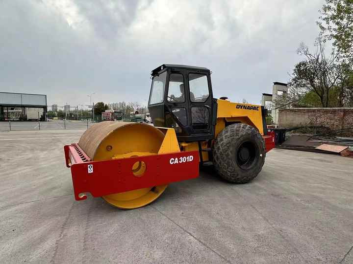 Used Heavy Construction Equipment Dynapac Ca301d Second Hand Road Rollers Used Machine Hot Sale - مدحلة اسفلت: صورة 2 Used Heavy Construction Equipment Dynapac Ca301d Second Hand Road Rollers Used Machine Hot Sale - مدحلة اسفلت: صورة 2