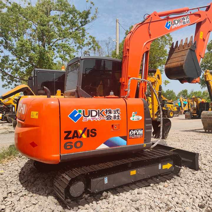 Used Original Japan Brand Hitachi Zx60 Excavator for Sale - حفارة: صورة 1 Used Original Japan Brand Hitachi Zx60 Excavator for Sale - حفارة: صورة 1