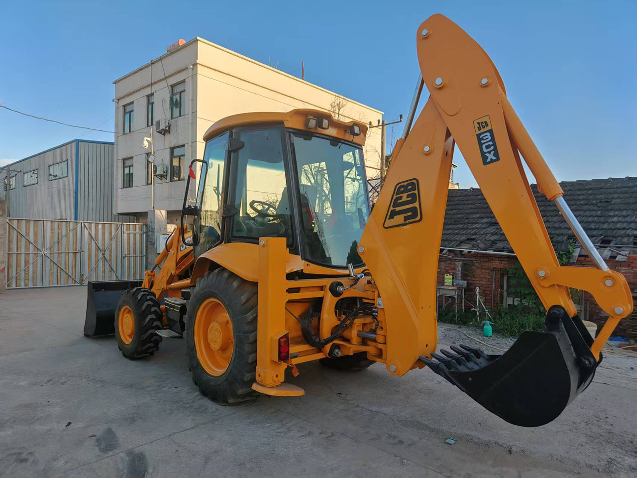 Used Second-hand Backhoe JCB 3CX - آلات البناء: صورة 2 Used Second-hand Backhoe JCB 3CX - آلات البناء: صورة 2