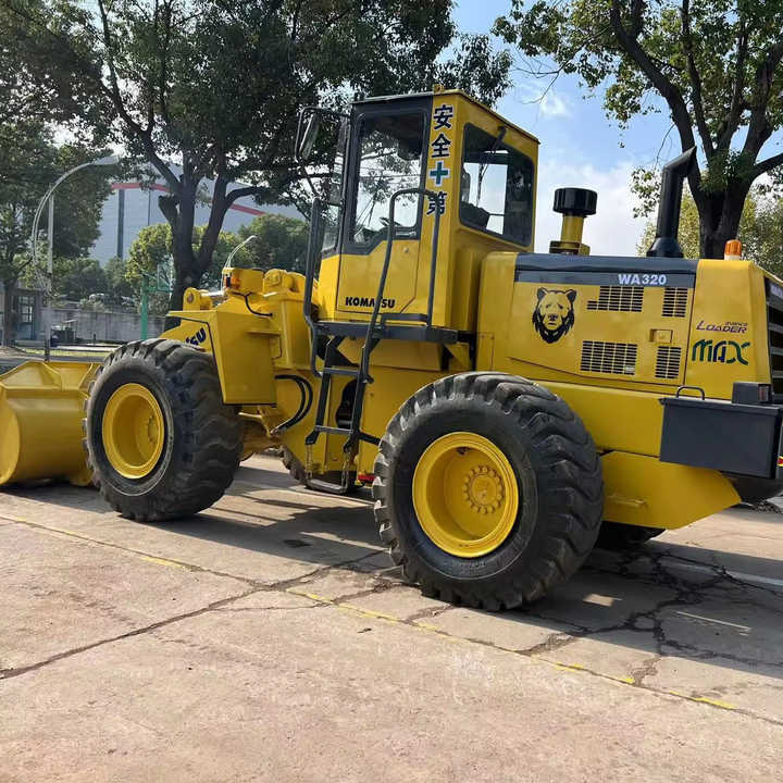 Used komatsu Wa320-3 Wheel Loader Second Hand Machine Popular Brand komatsu Hydraulic Machinery - اللودر بعجل: صورة 1 Used komatsu Wa320-3 Wheel Loader Second Hand Machine Popular Brand komatsu Hydraulic Machinery - اللودر بعجل: صورة 1