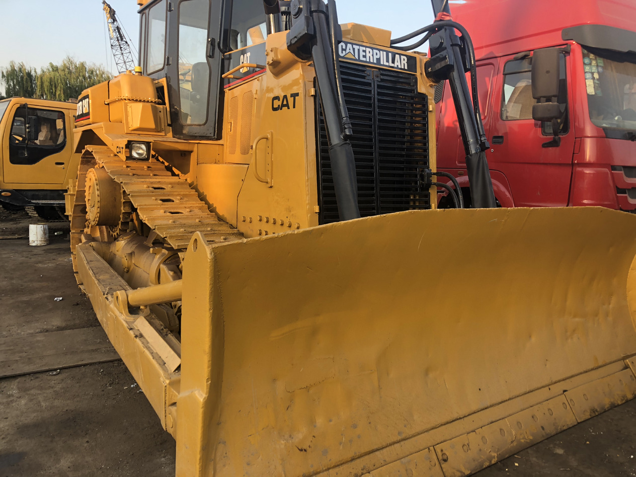 Used bulldozer CAT D7R high quality hotsale - جرافة: صورة 3 Used bulldozer CAT D7R high quality hotsale - جرافة: صورة 3