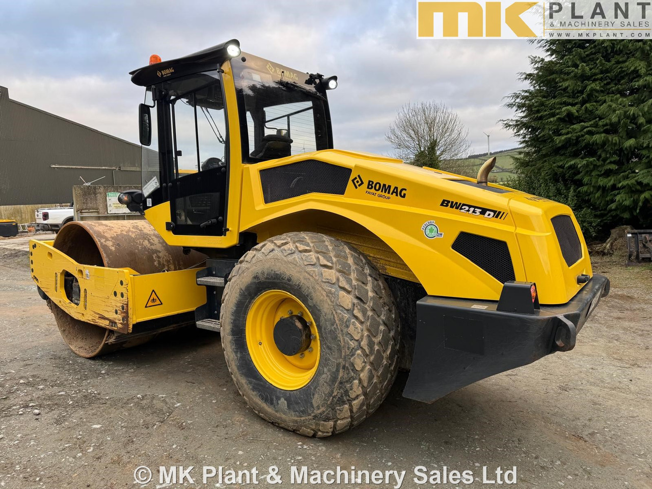 BOMAG BW213D-5 - مدحلة: صورة 2 BOMAG BW213D-5 - مدحلة: صورة 2