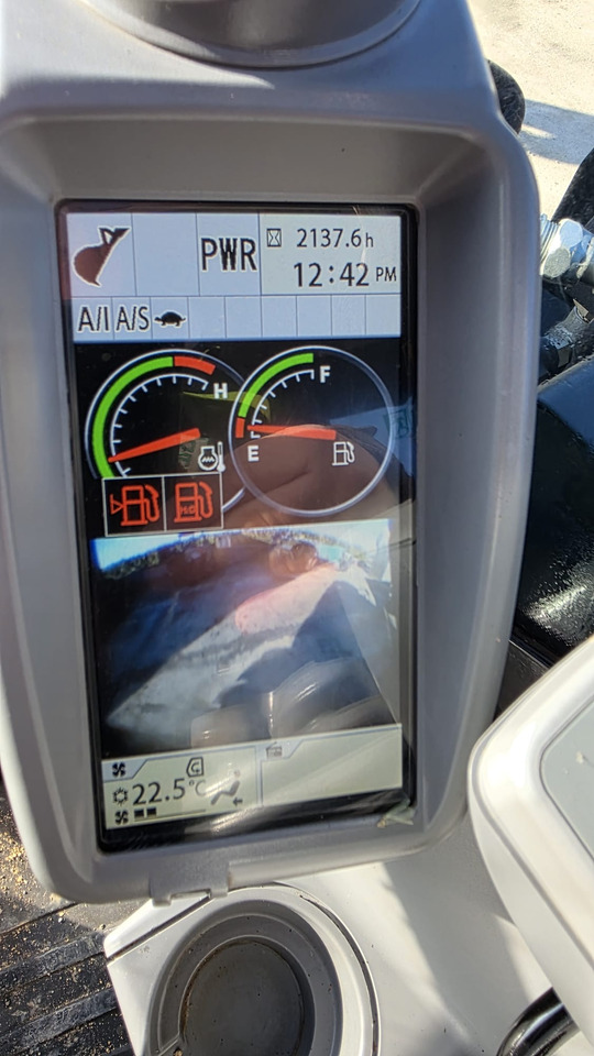 حفارة HITACHI ZX85USB-6: صورة 13