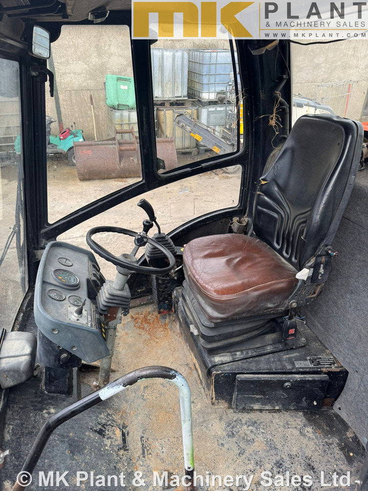 مدحلة JCB Vibromax VM146D: صورة 8