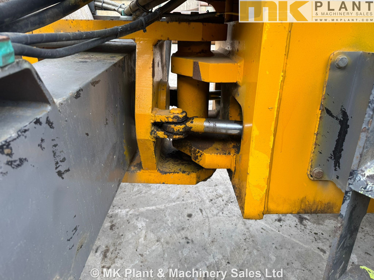 مدحلة JCB Vibromax VM146D: صورة 16