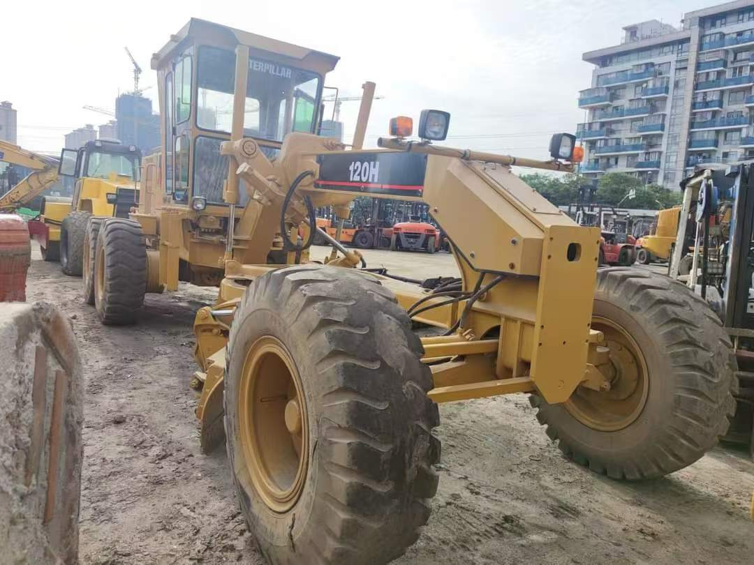 CATERPILLAR 120H - ممهدة: صورة 2 CATERPILLAR 120H - ممهدة: صورة 2