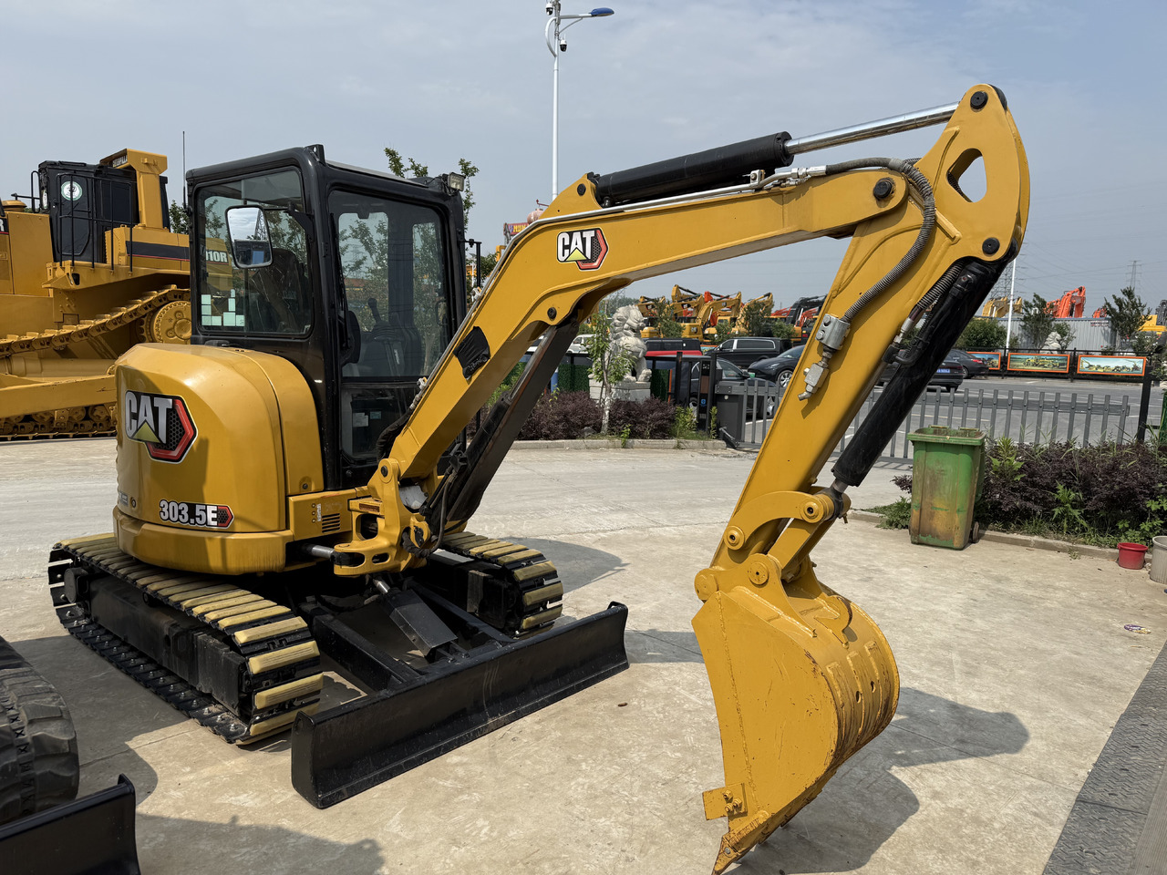 CATERPILLAR 303.5E - حفارة مُصَّغرة: صورة 4 CATERPILLAR 303.5E - حفارة مُصَّغرة: صورة 4
