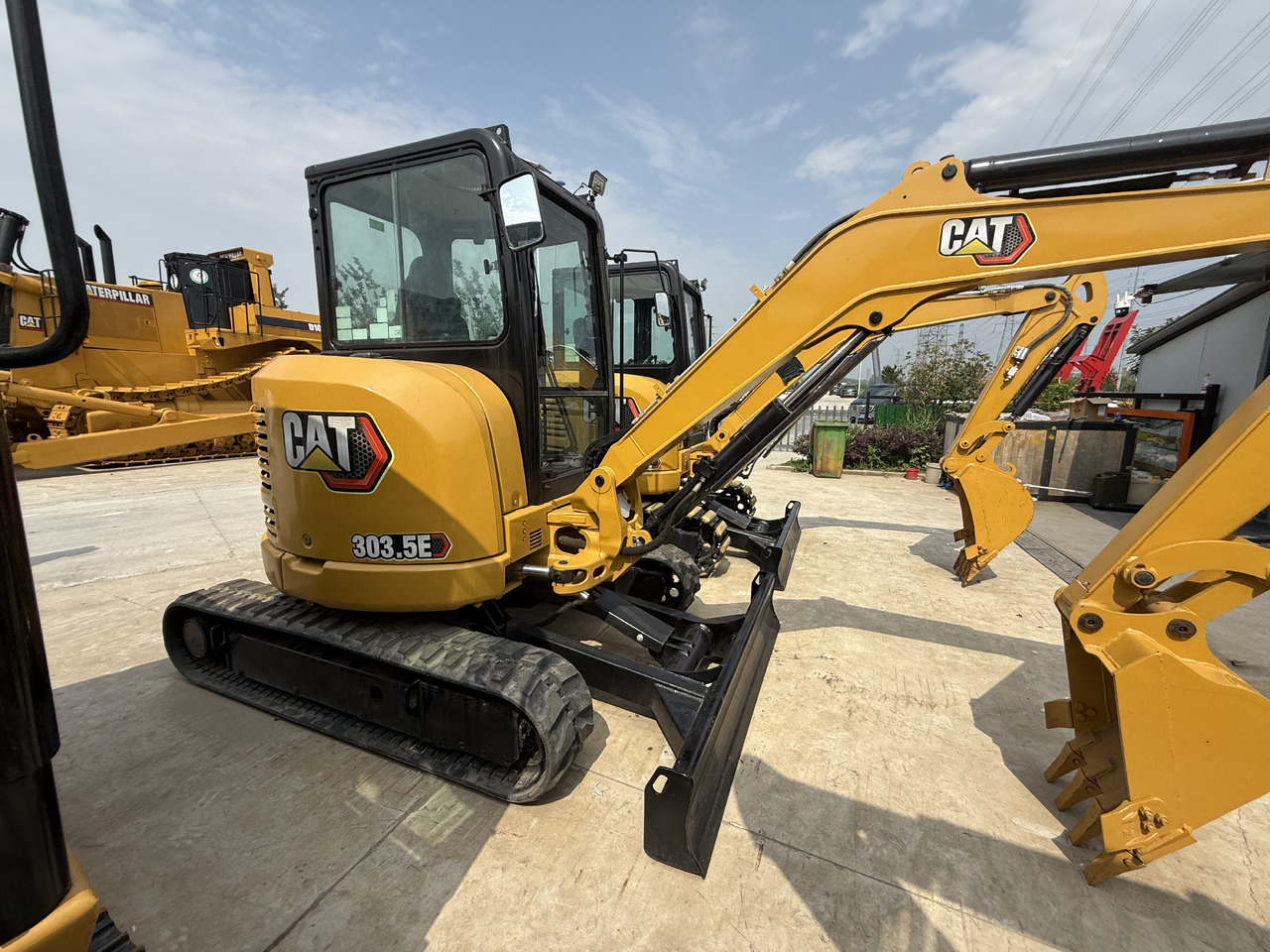 CATERPILLAR 303.5E - حفارة مُصَّغرة: صورة 1 CATERPILLAR 303.5E - حفارة مُصَّغرة: صورة 1