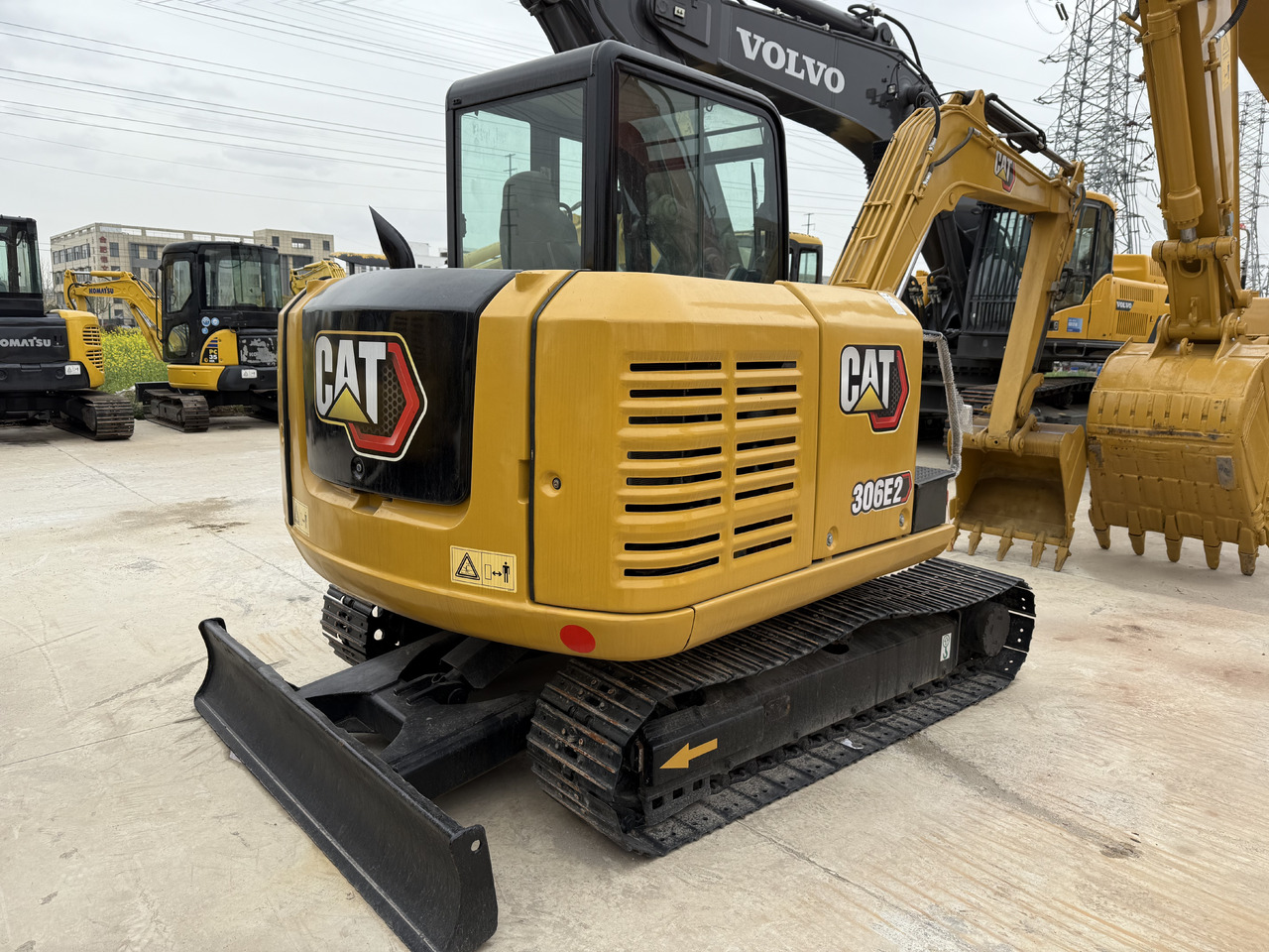 CATERPILLAR 306E2 - حفارة مُصَّغرة: صورة 2 CATERPILLAR 306E2 - حفارة مُصَّغرة: صورة 2