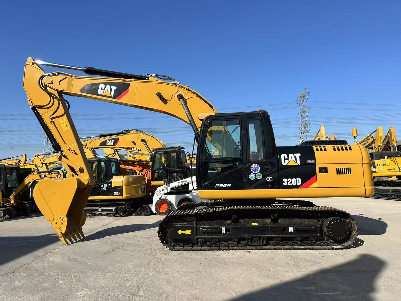 CATERPILLAR 320D - حفار زحاف: صورة 3 CATERPILLAR 320D - حفار زحاف: صورة 3