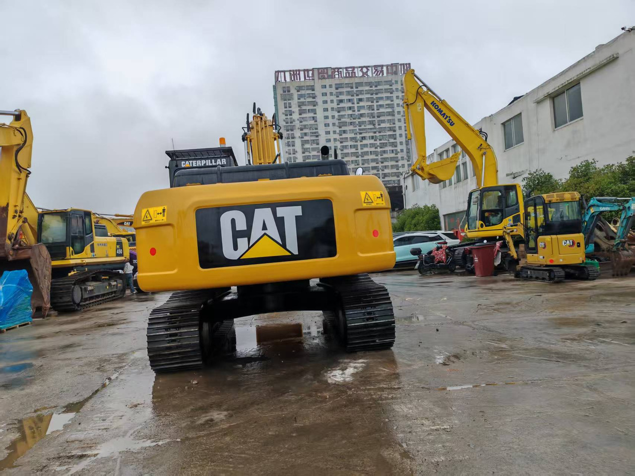 CATERPILLAR 325D - حفار زحاف: صورة 3 CATERPILLAR 325D - حفار زحاف: صورة 3