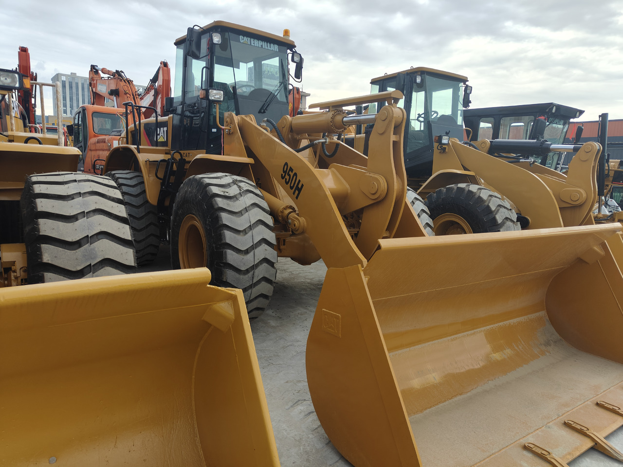 CATERPILLAR 950H - اللودر بعجل: صورة 2 CATERPILLAR 950H - اللودر بعجل: صورة 2