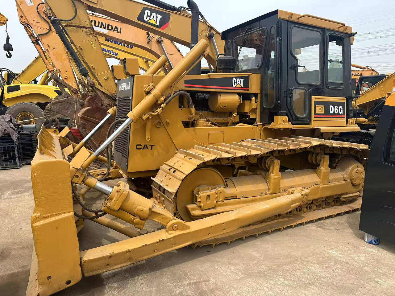 CATERPILLAR D6G - جرافة: صورة 4 CATERPILLAR D6G - جرافة: صورة 4