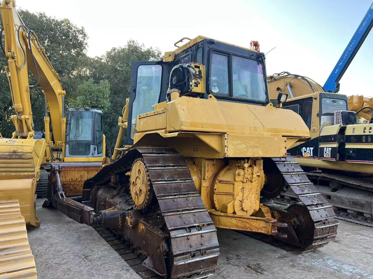 CATERPILLAR D6H - جرافة: صورة 2 CATERPILLAR D6H - جرافة: صورة 2