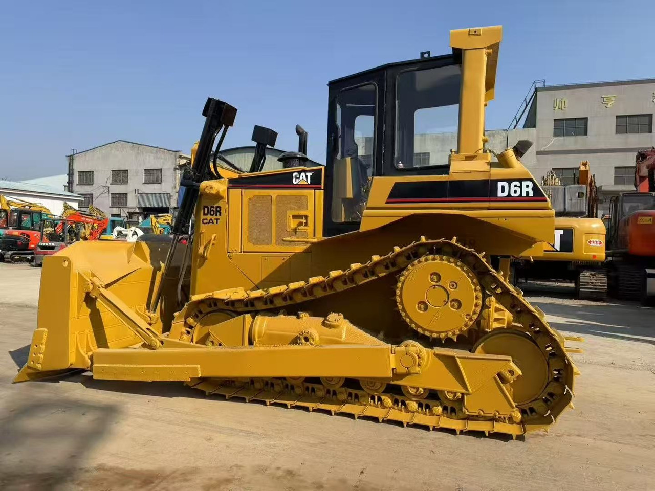 CATERPILLAR D6R - جرافة: صورة 3 CATERPILLAR D6R - جرافة: صورة 3