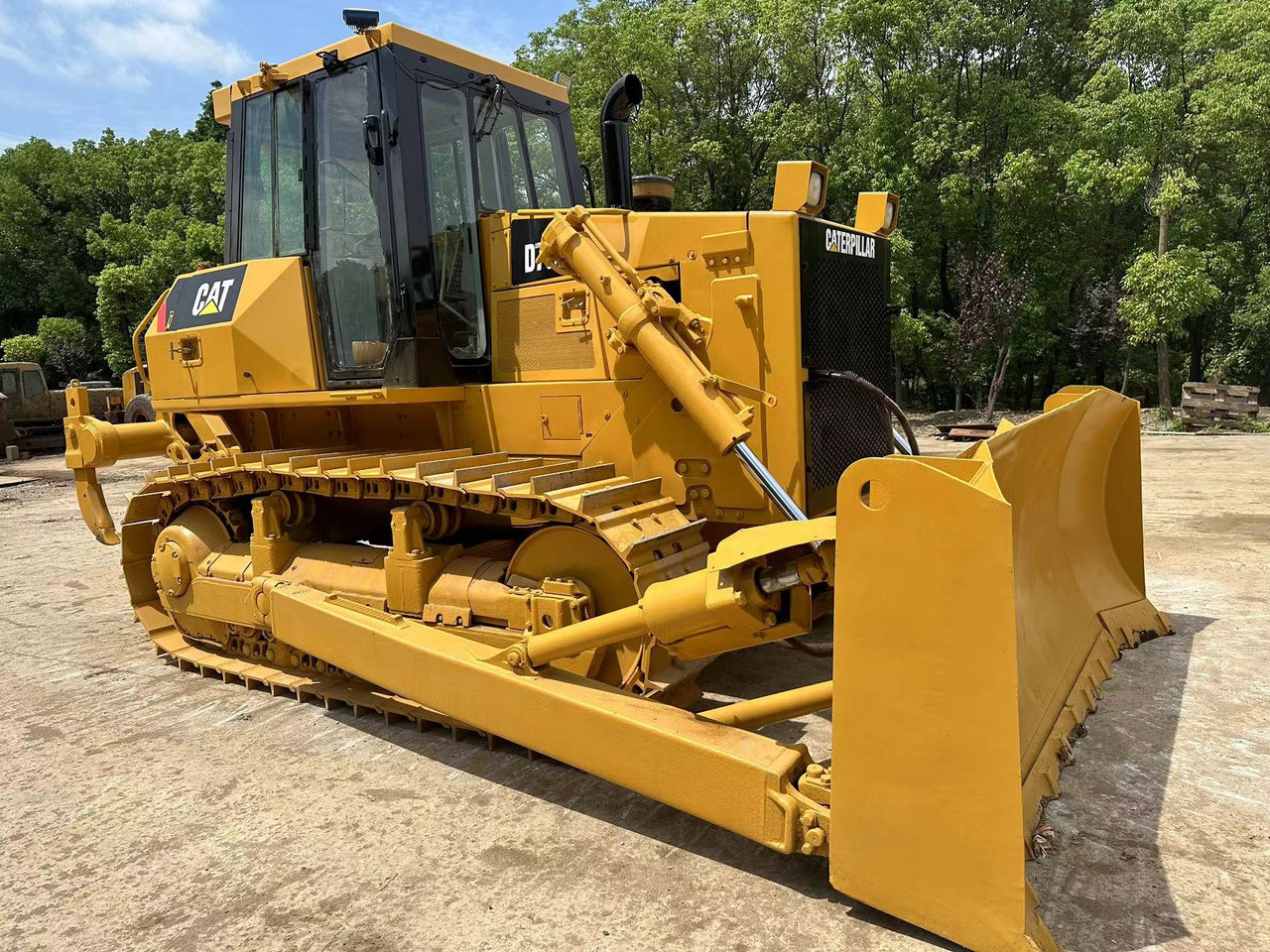 CATERPILLAR D7G2 - جرافة: صورة 2 CATERPILLAR D7G2 - جرافة: صورة 2