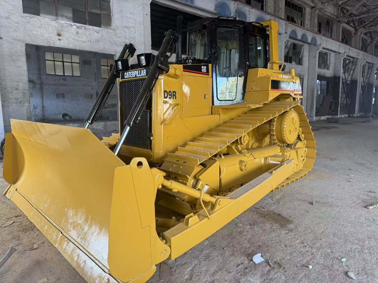 CATERPILLAR D9R - جرافة: صورة 4 CATERPILLAR D9R - جرافة: صورة 4