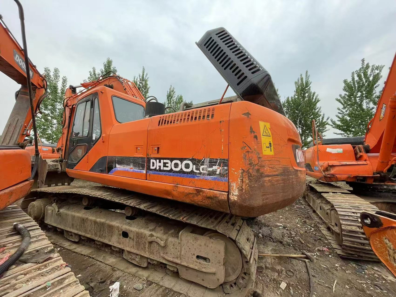 DOOSAN DH300LC-7 - حفار زحاف: صورة 2 DOOSAN DH300LC-7 - حفار زحاف: صورة 2