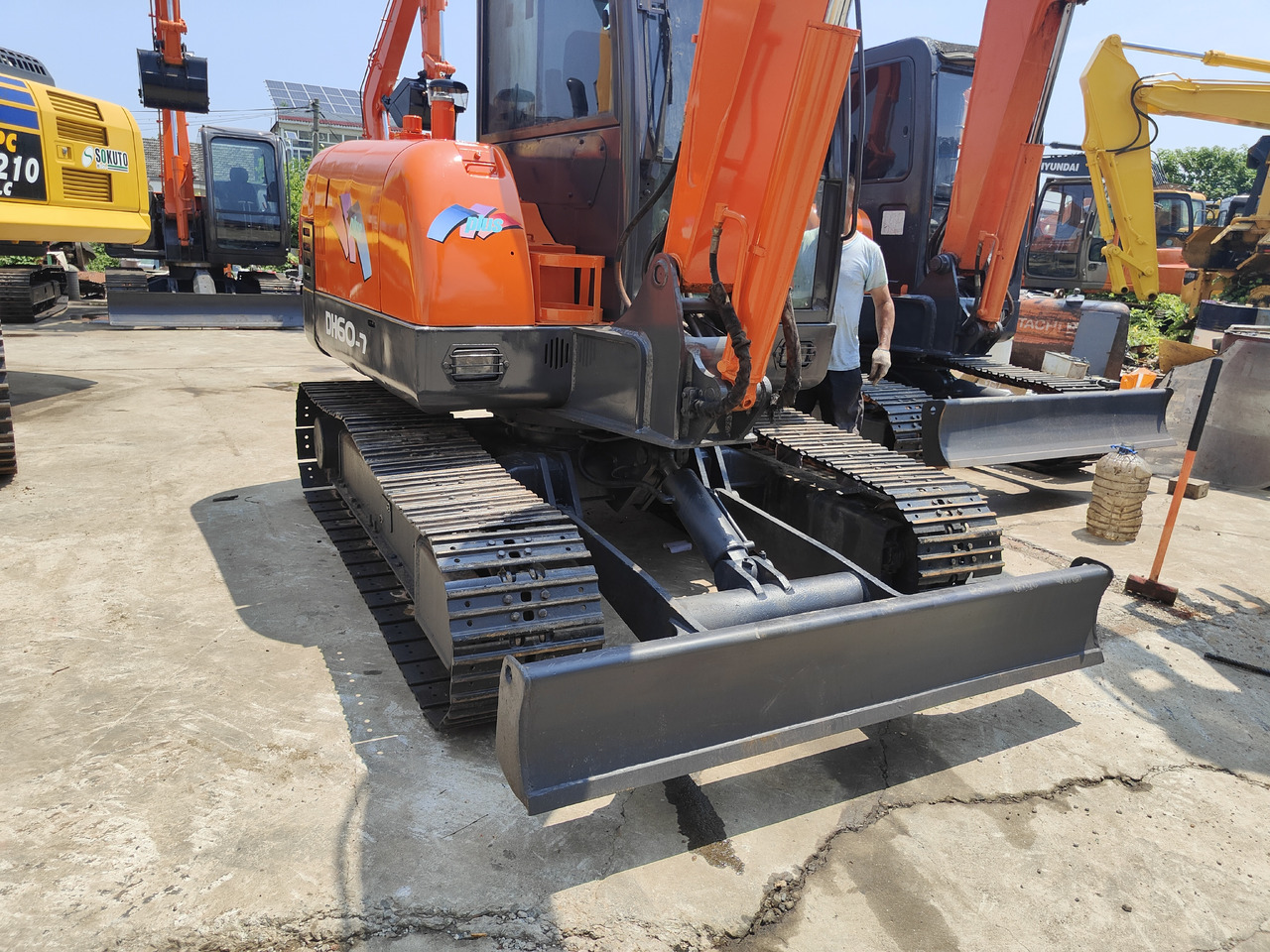 DOOSAN DH60-7 - حفار زحاف: صورة 4 DOOSAN DH60-7 - حفار زحاف: صورة 4