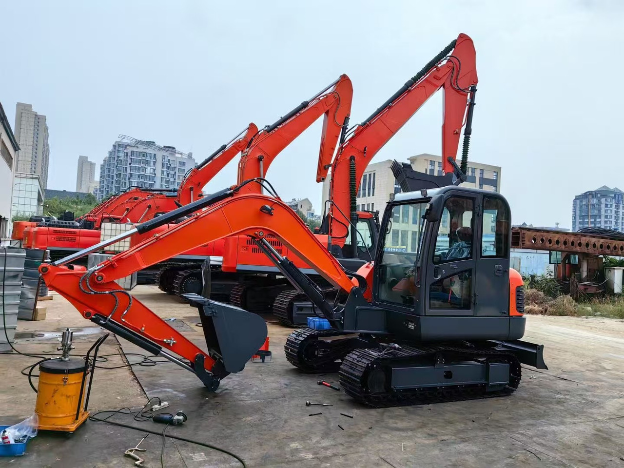 DOOSAN DH60-7 - حفار زحاف: صورة 4 DOOSAN DH60-7 - حفار زحاف: صورة 4