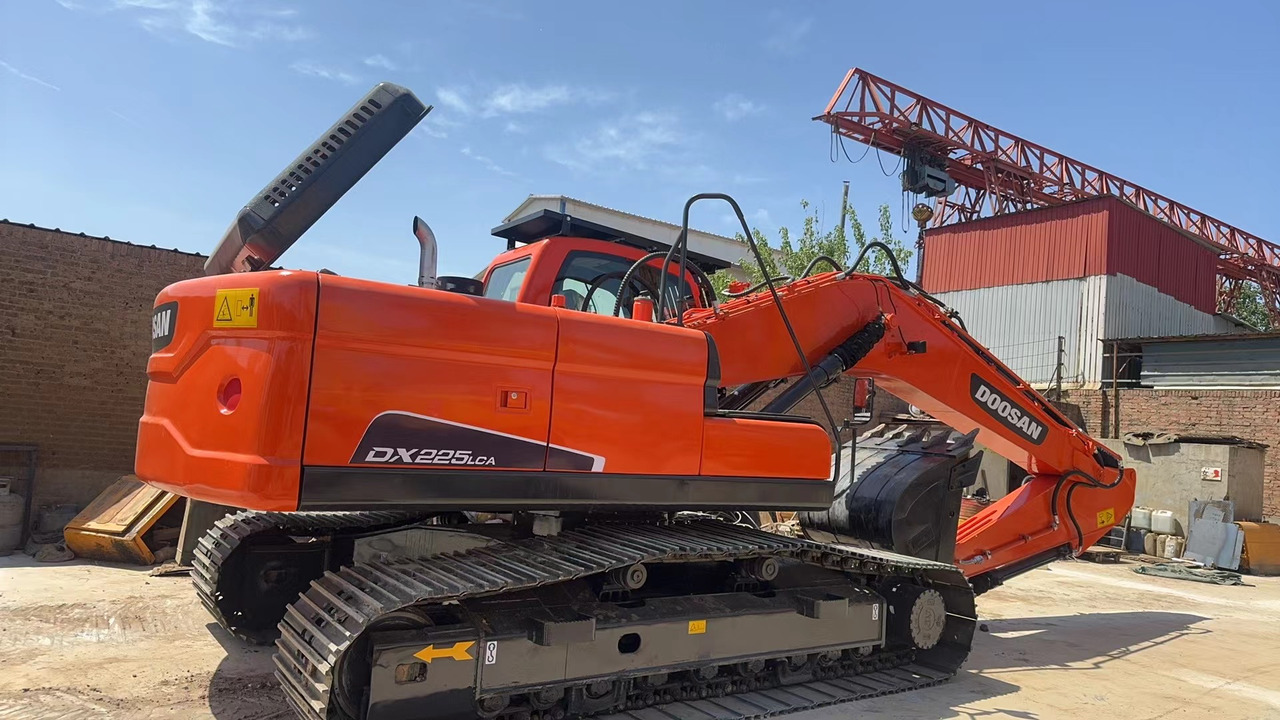 DOOSAN DX225LC-7 - حفار زحاف: صورة 1 DOOSAN DX225LC-7 - حفار زحاف: صورة 1