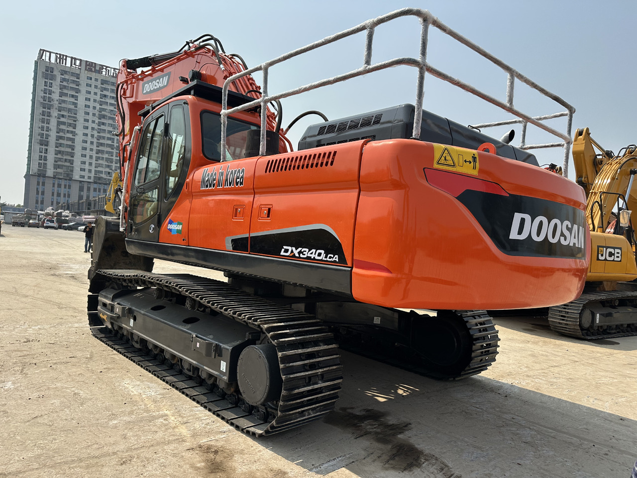 DOOSAN DX340LCA - حفار زحاف: صورة 3 DOOSAN DX340LCA - حفار زحاف: صورة 3