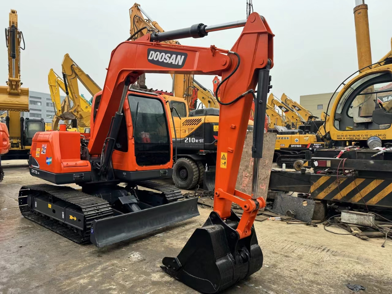 DOOSAN DX75-9C - حفار زحاف: صورة 1 DOOSAN DX75-9C - حفار زحاف: صورة 1