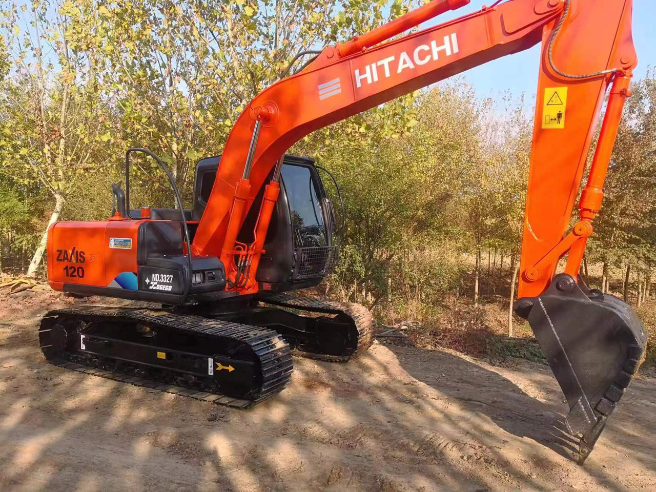 HITACHI ZX120 - حفار زحاف: صورة 4 HITACHI ZX120 - حفار زحاف: صورة 4