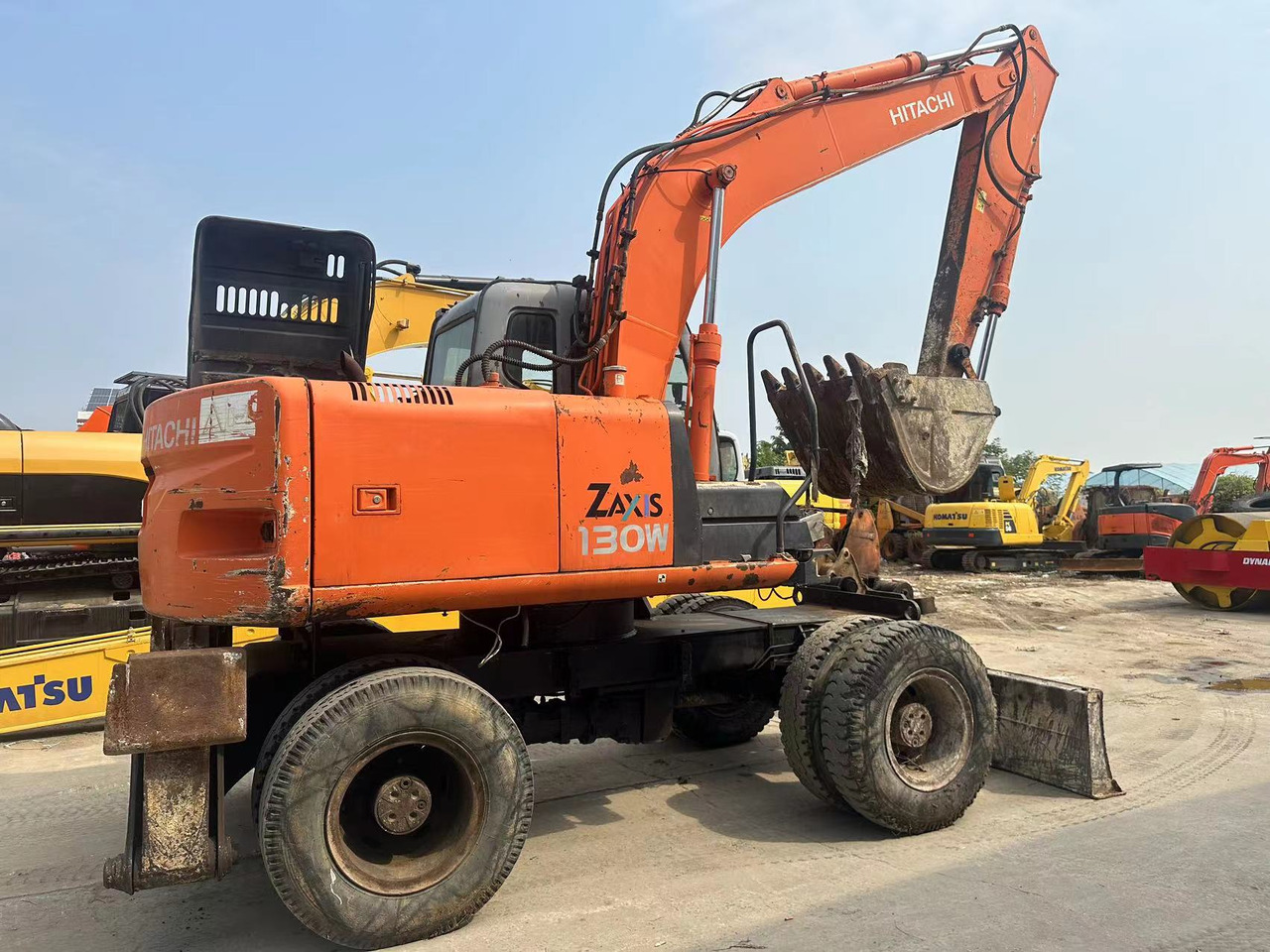 HITACHI ZX130 - حفارة دولاب: صورة 4 HITACHI ZX130 - حفارة دولاب: صورة 4