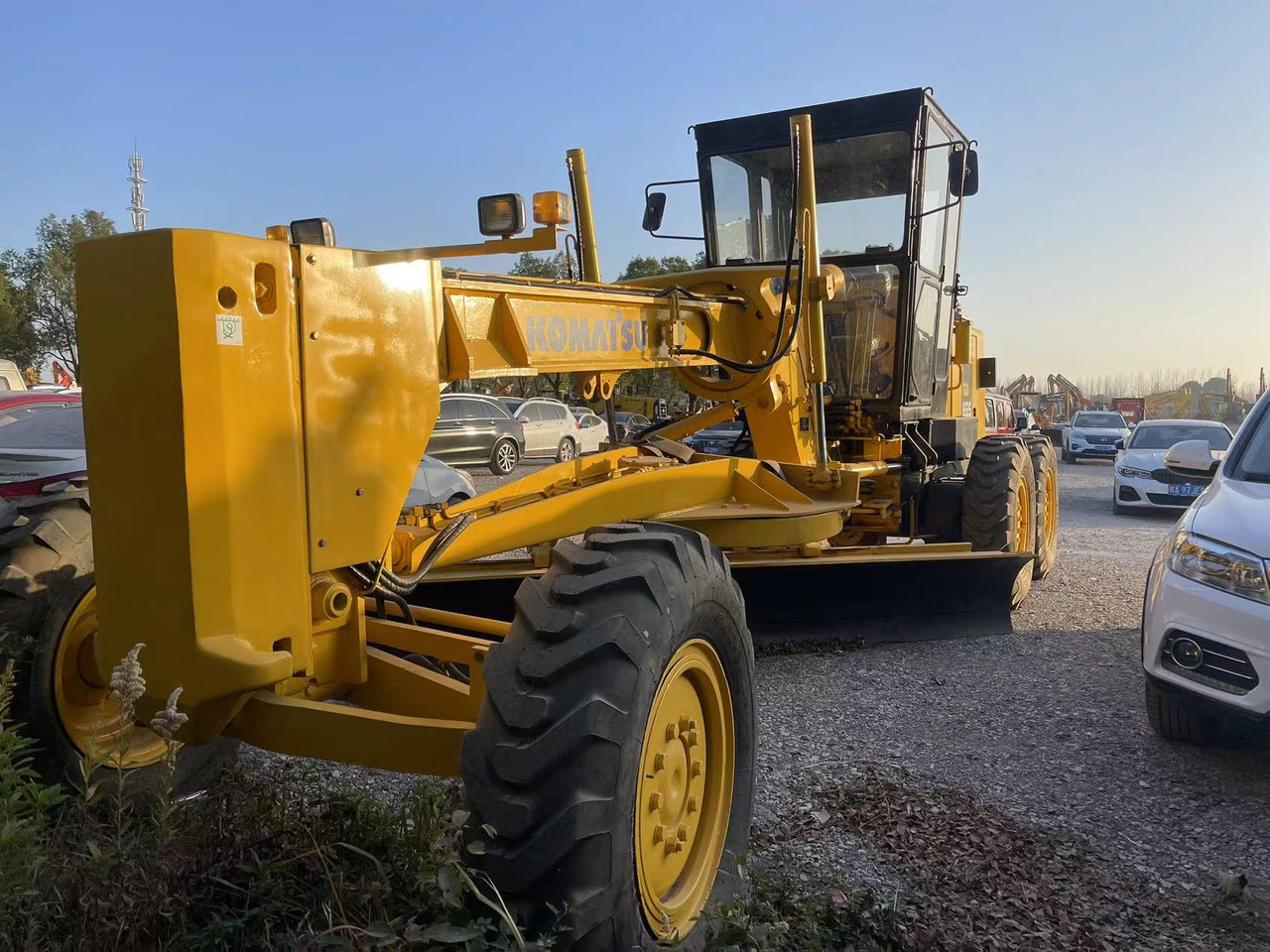 KOMATSU GD655 - ممهدة: صورة 1 KOMATSU GD655 - ممهدة: صورة 1