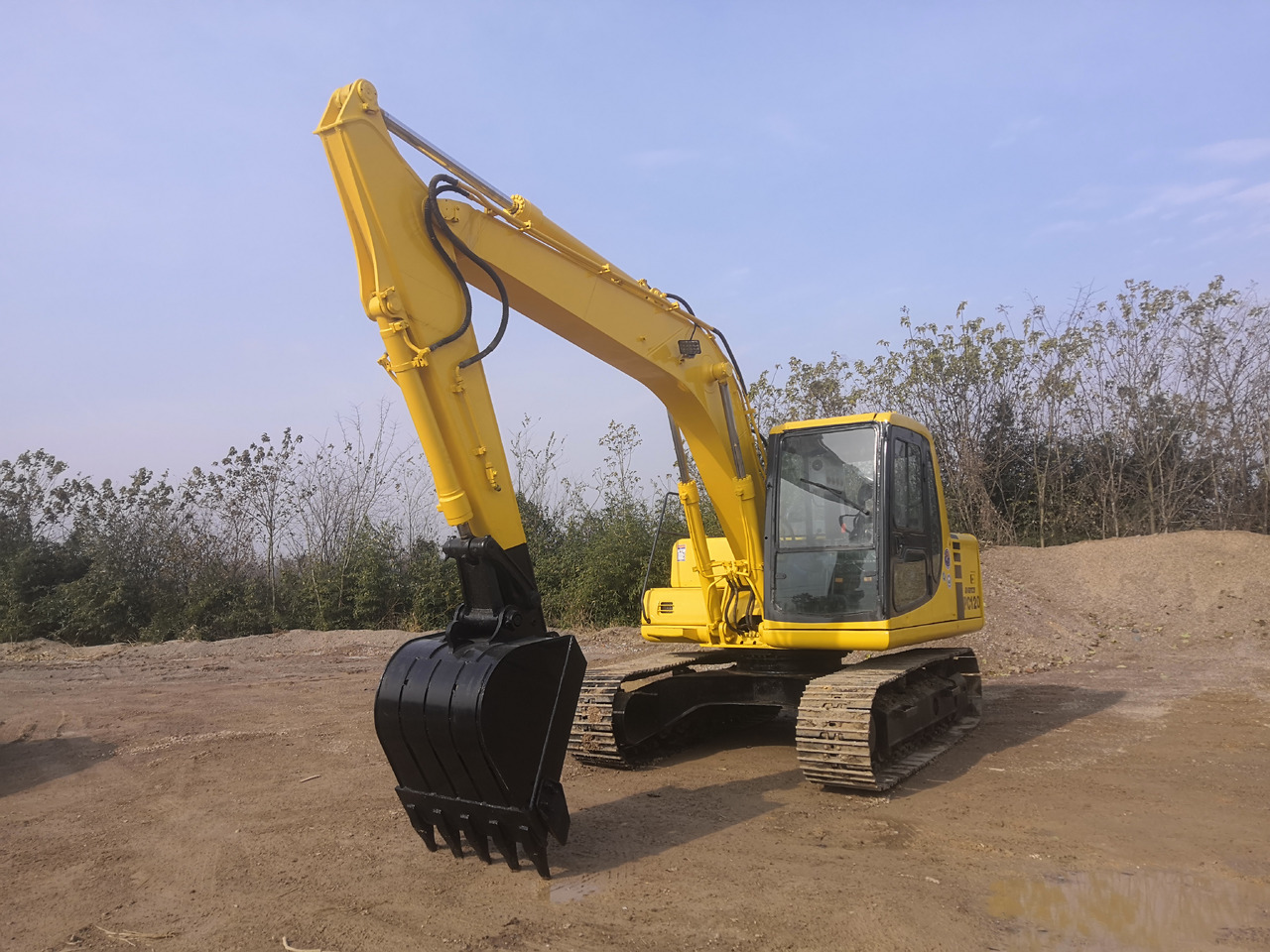 KOMATSU PC120-6 - حفار زحاف: صورة 5 KOMATSU PC120-6 - حفار زحاف: صورة 5