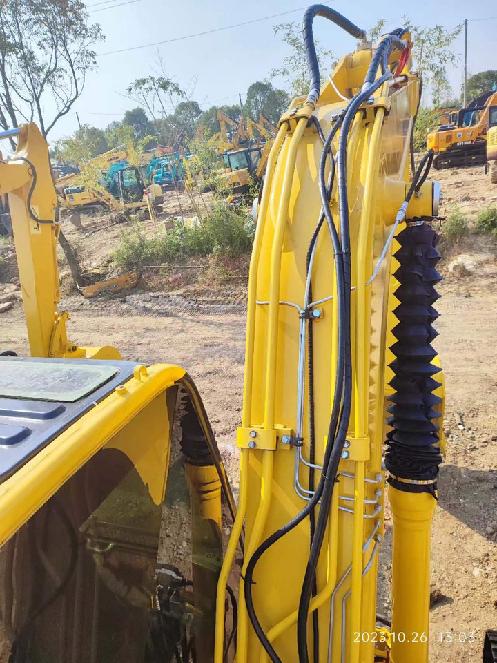 KOMATSU PC120-8 - حفار زحاف: صورة 4 KOMATSU PC120-8 - حفار زحاف: صورة 4