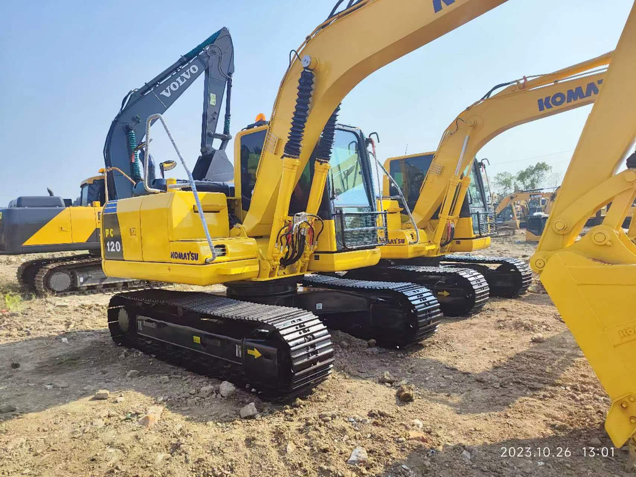 KOMATSU PC120-8 - حفار زحاف: صورة 1 KOMATSU PC120-8 - حفار زحاف: صورة 1