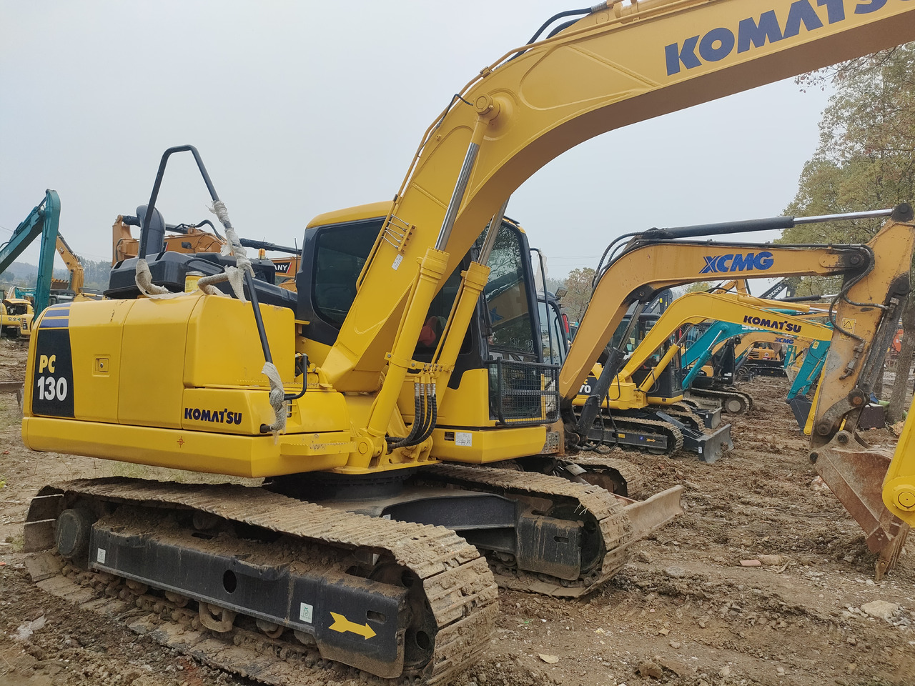 KOMATSU PC130-7 - حفارة دولاب: صورة 2 KOMATSU PC130-7 - حفارة دولاب: صورة 2