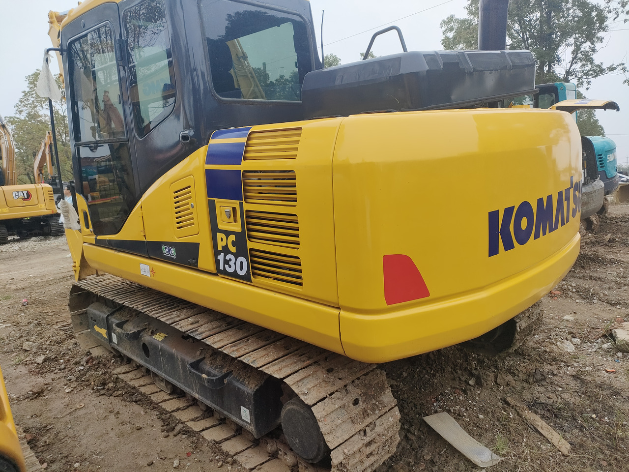 KOMATSU PC130-7 - حفارة دولاب: صورة 5 KOMATSU PC130-7 - حفارة دولاب: صورة 5