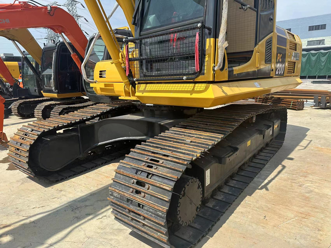 KOMATSU PC200-8N1 - حفار زحاف: صورة 3 KOMATSU PC200-8N1 - حفار زحاف: صورة 3