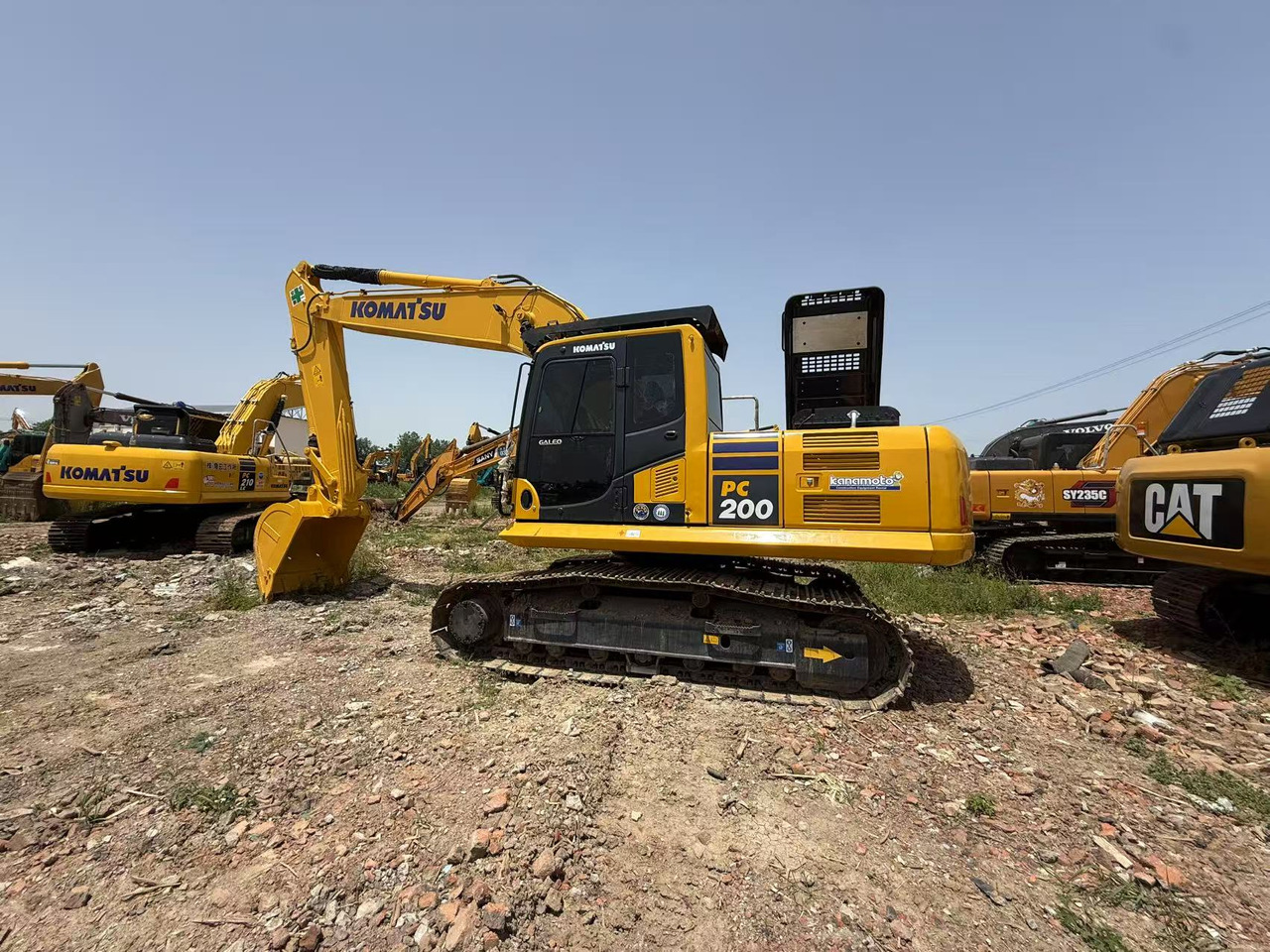 KOMATSU PC200-8 - حفار زحاف: صورة 2 KOMATSU PC200-8 - حفار زحاف: صورة 2